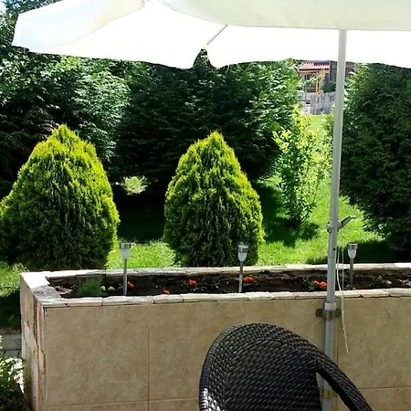 Vilă Antik *